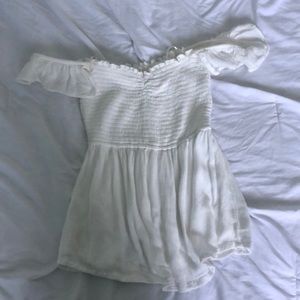 HOLLISTER WHITE TANK